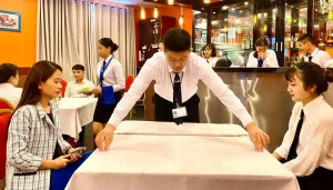 Khai giảng Nghiệp Vụ Nhà Hàng – Khách Sạn